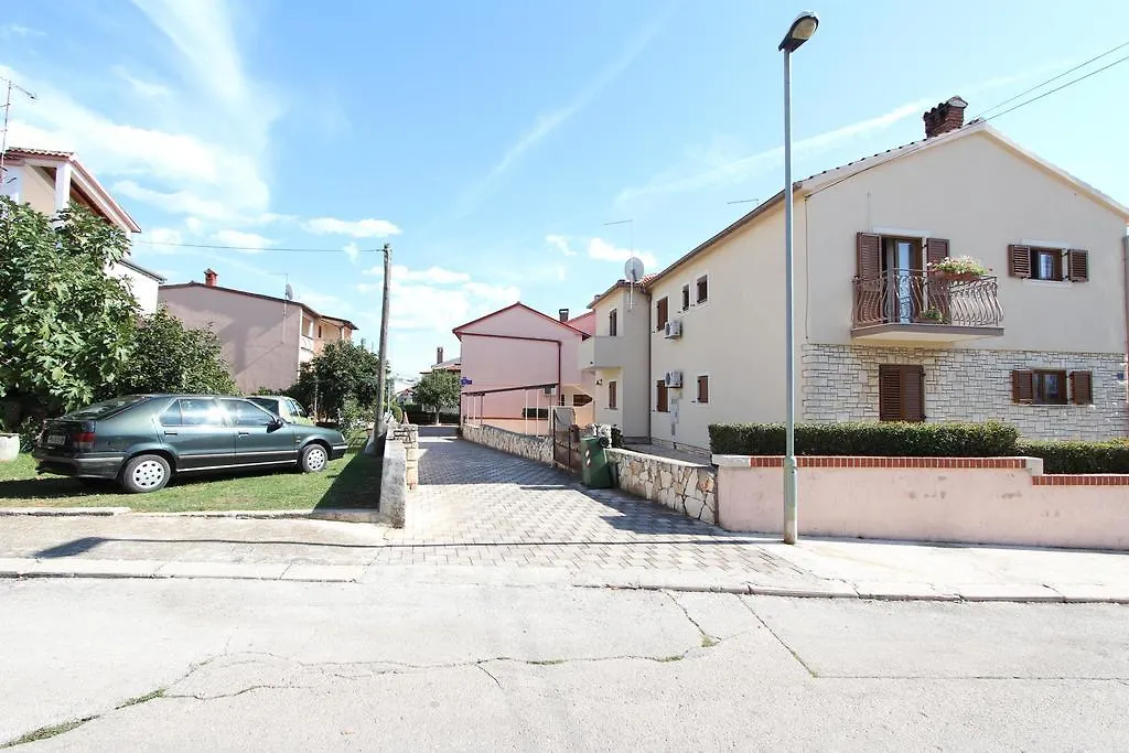 Apartments Maruchita Rovinj 0*,