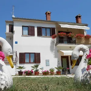  Apartman Mirela